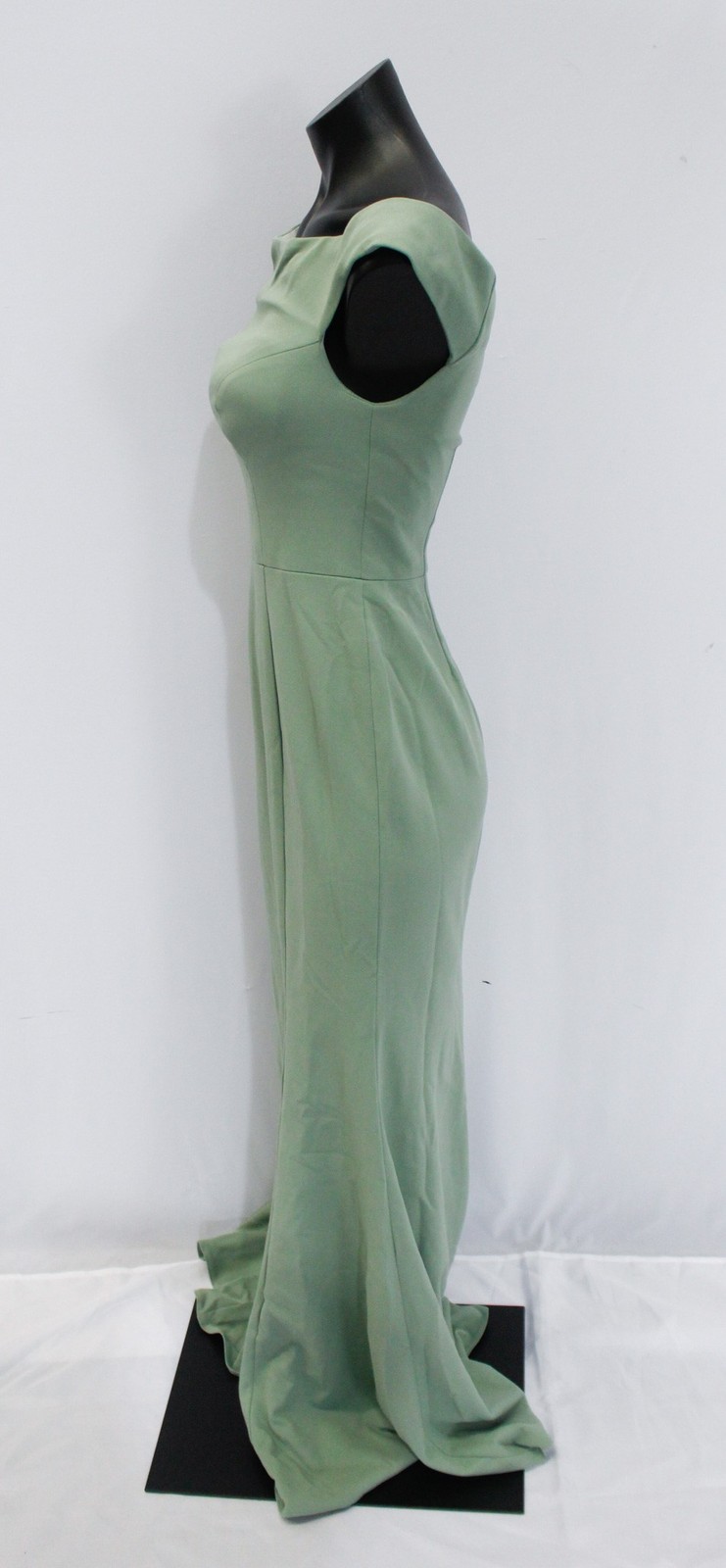 Azazie Women’s Nicolina Mermaid Boatneck Stretch Crepe Dress AP2 Matcha Size: A2