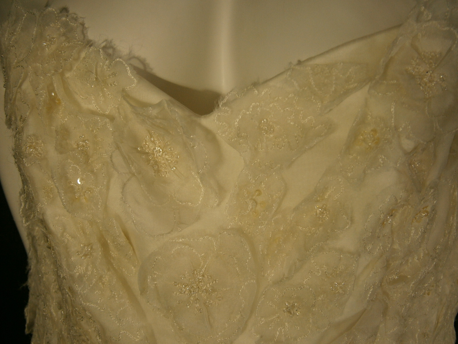 Watters Brides Wedding Dress 10 Ivory A-Line Organza 3-D Floral Overlay