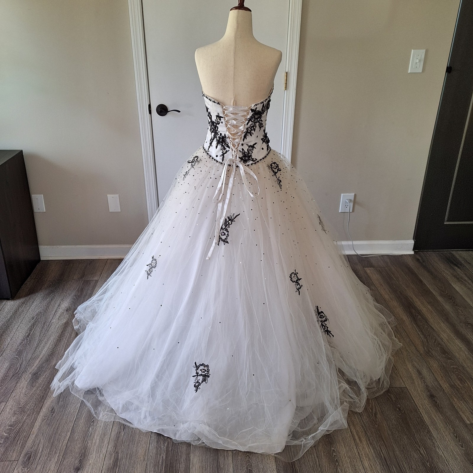 Sz 5/6 Morilee Ball Gown Wedding Dress: Black Embroidery, Corset Back, Tulle