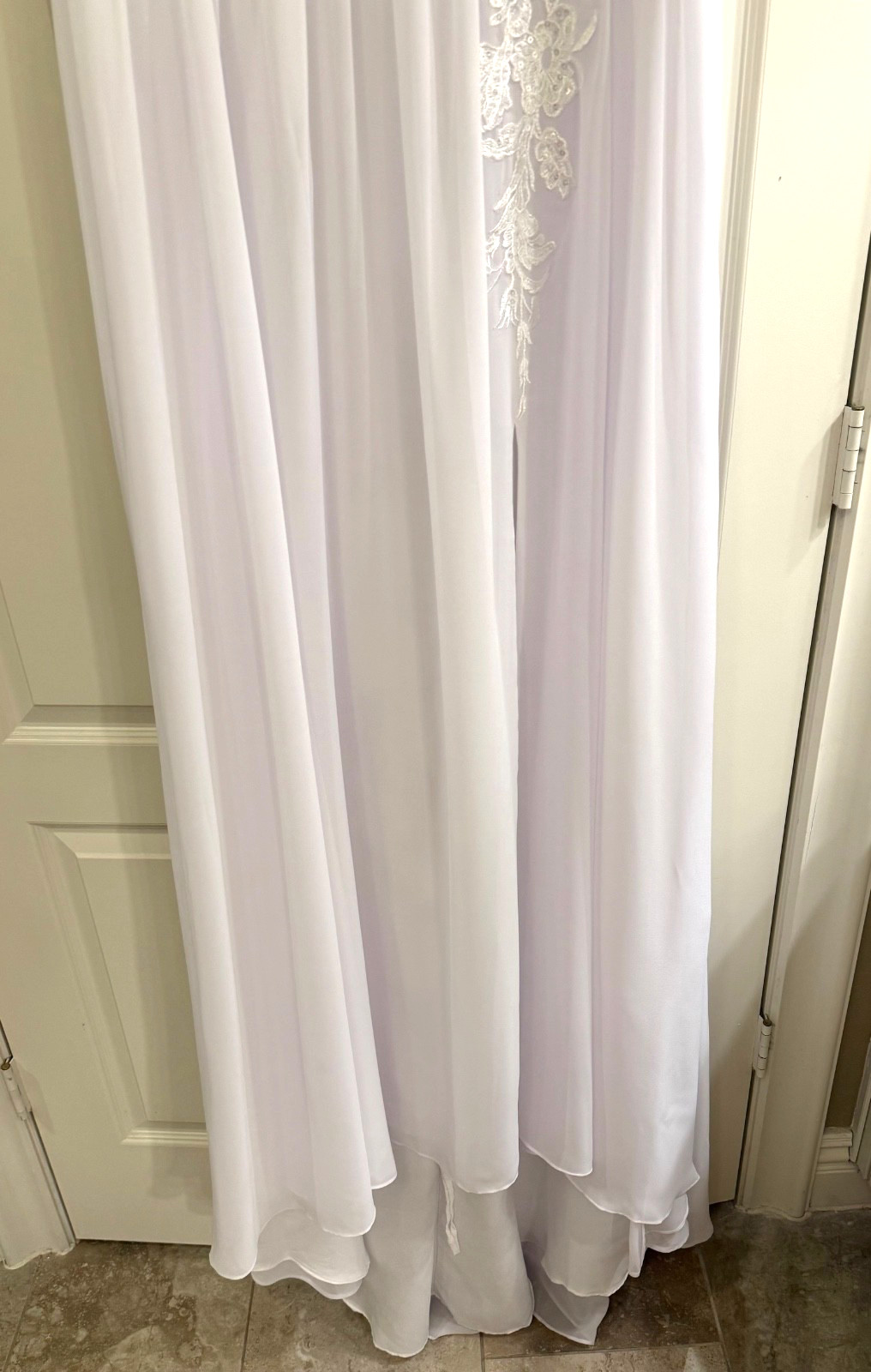 NWT Boho Wedding Dress Size 14 Ivory Lace Chiffon A-Line Bridal Gown w/ Train