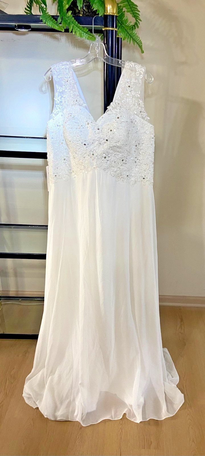 NWT-Abao Wedding Gown Beaded Lace Applique Bodice-SwtHeart-SWht- 18Plus
