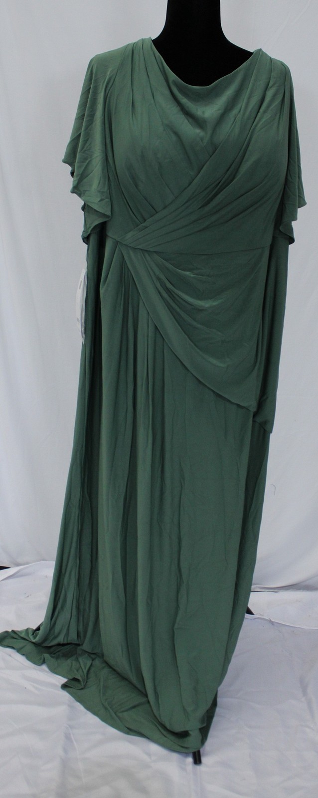 Azazie Women’s Louanne Mermaid Boatneck Dress AP2 Eucalyptus Size: A26 NWT