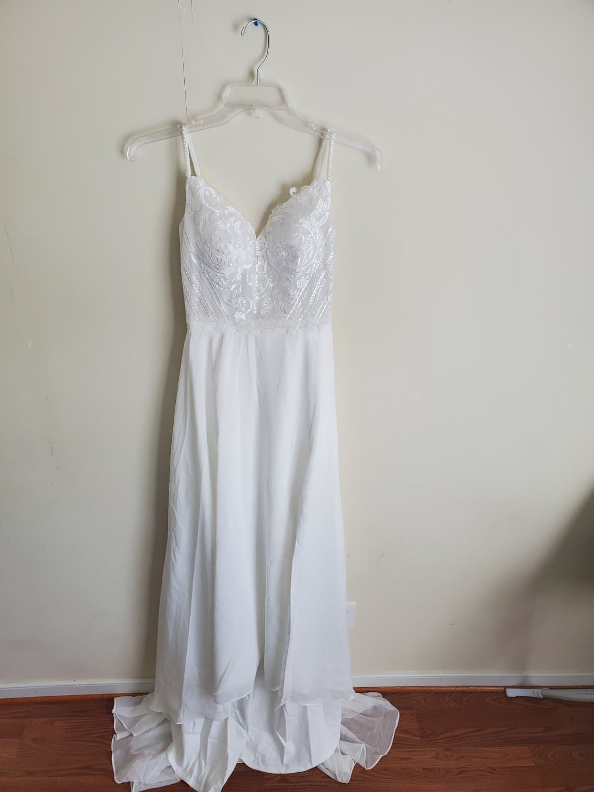 White Lace V-Neck Sleeveless A-Line Wedding Dress Train Button Back Sequins