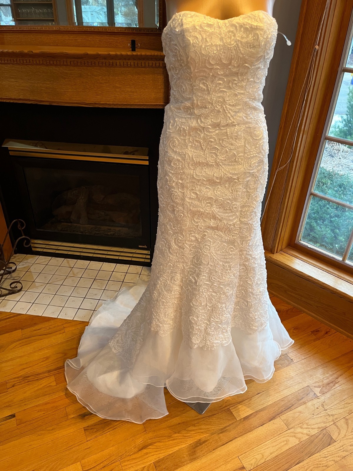 Signature Galina White Lace Strapless Wedding Gown Bridal Dress Size O P petite