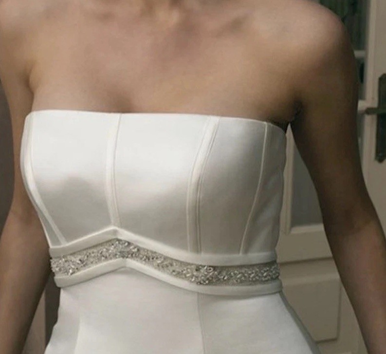 Elegant fairytale romantic A-Line train Strapless Satin bridal gown Beading