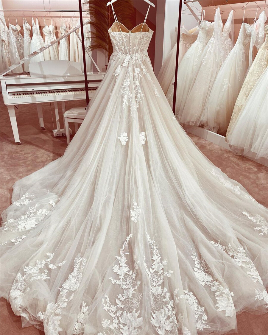 Spaghetti Straps A-line Wedding Dresses Lace Applique Princess Lace Bridal Gowns