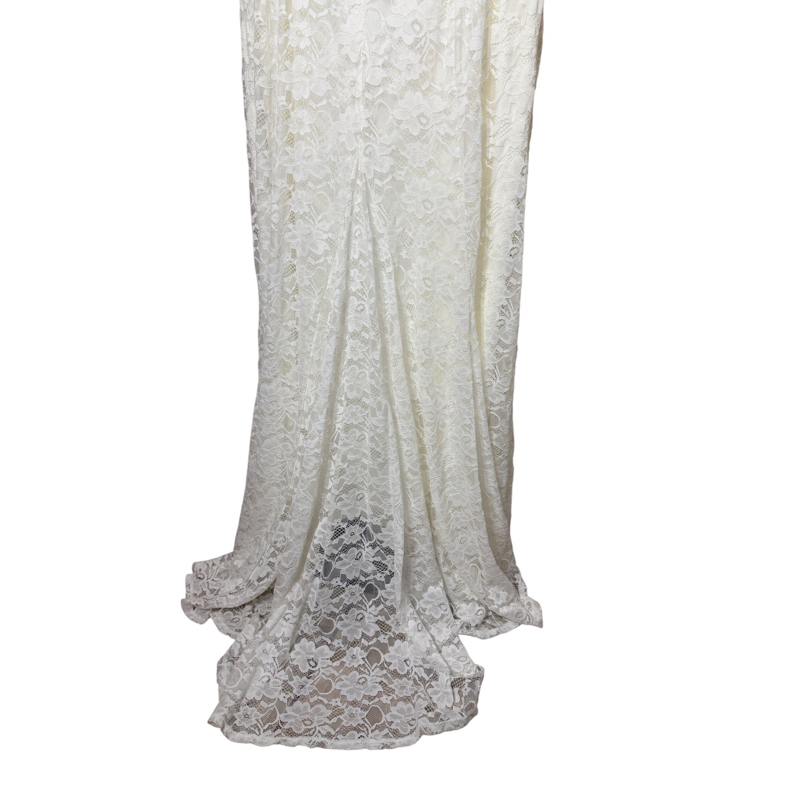 Torrid 14 Off White Lace Off Shoulder Wedding Dress 3/4 Sleeve Maxi Gown Train