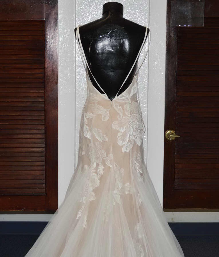 WILLOWBY BY WATTERS HOLDEN 5600R BRIDAL GOWN WEDDING DRESS IVORY MULT SIZES