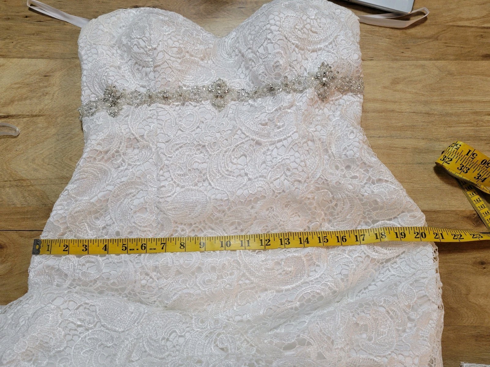 White Lace Overlay Wedding Dress, Fully Lined. Hi/Lo Style w/Sweetheart Neckline