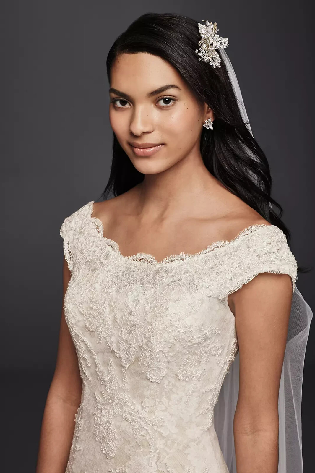 Oleg Cassini Off Shoulder Lace White Wedding Dress Petite Size 6P Style ~7CWG533