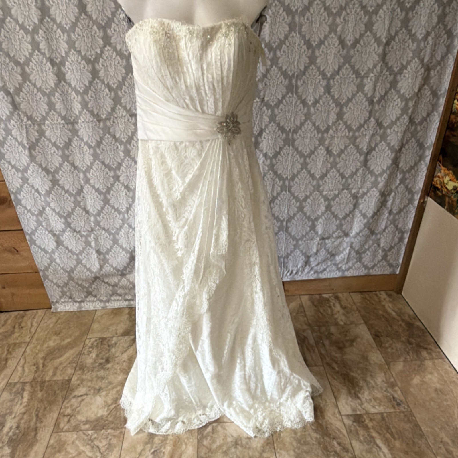 Mary’s Ivory Lace Beaded A-Line Wedding Dress Buttons Back Size 16 Lot#6