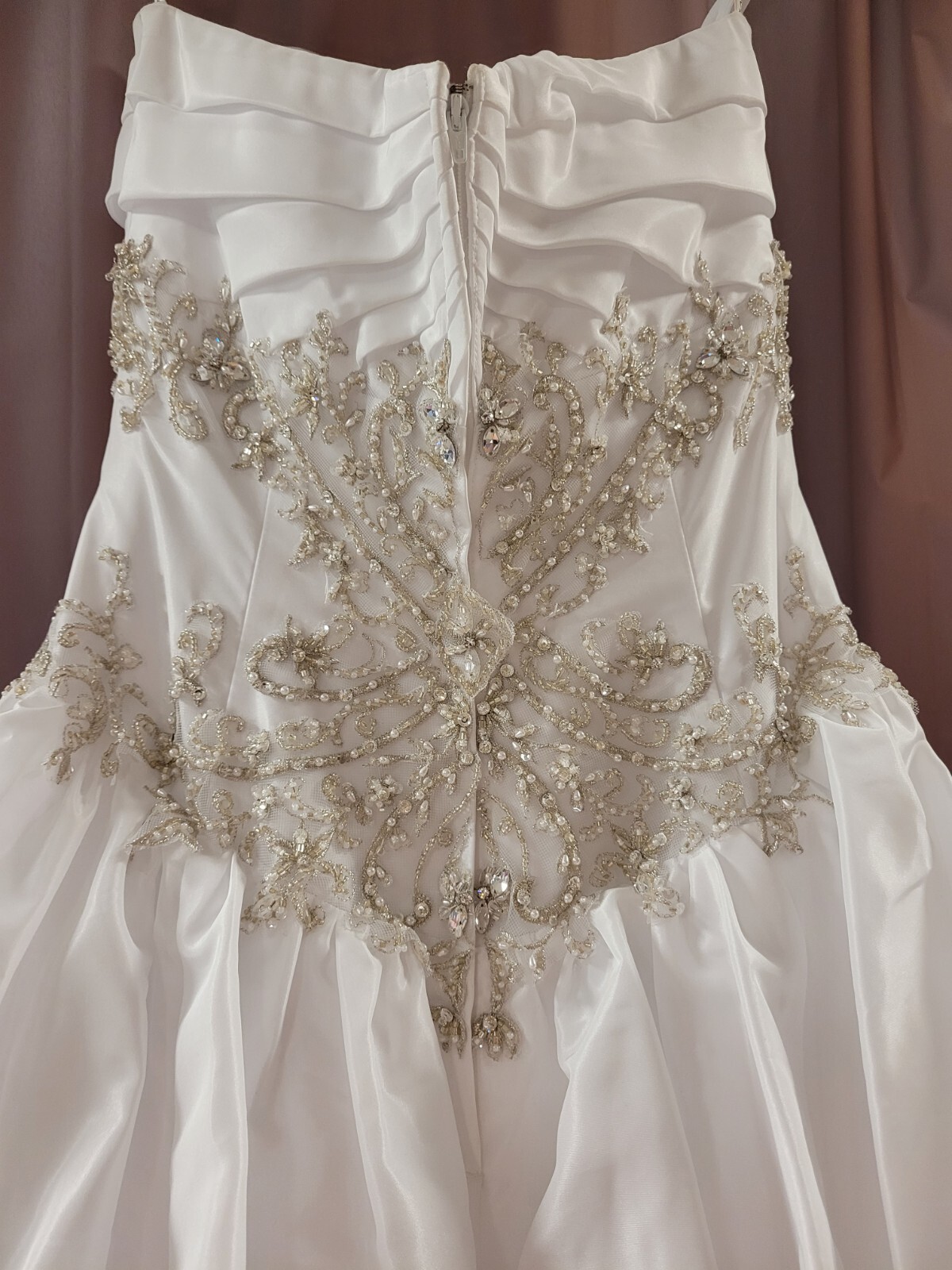 Mia Solano, M9841Z, Size 8, White, Silver Beading, Taffeta, Mid-length Train