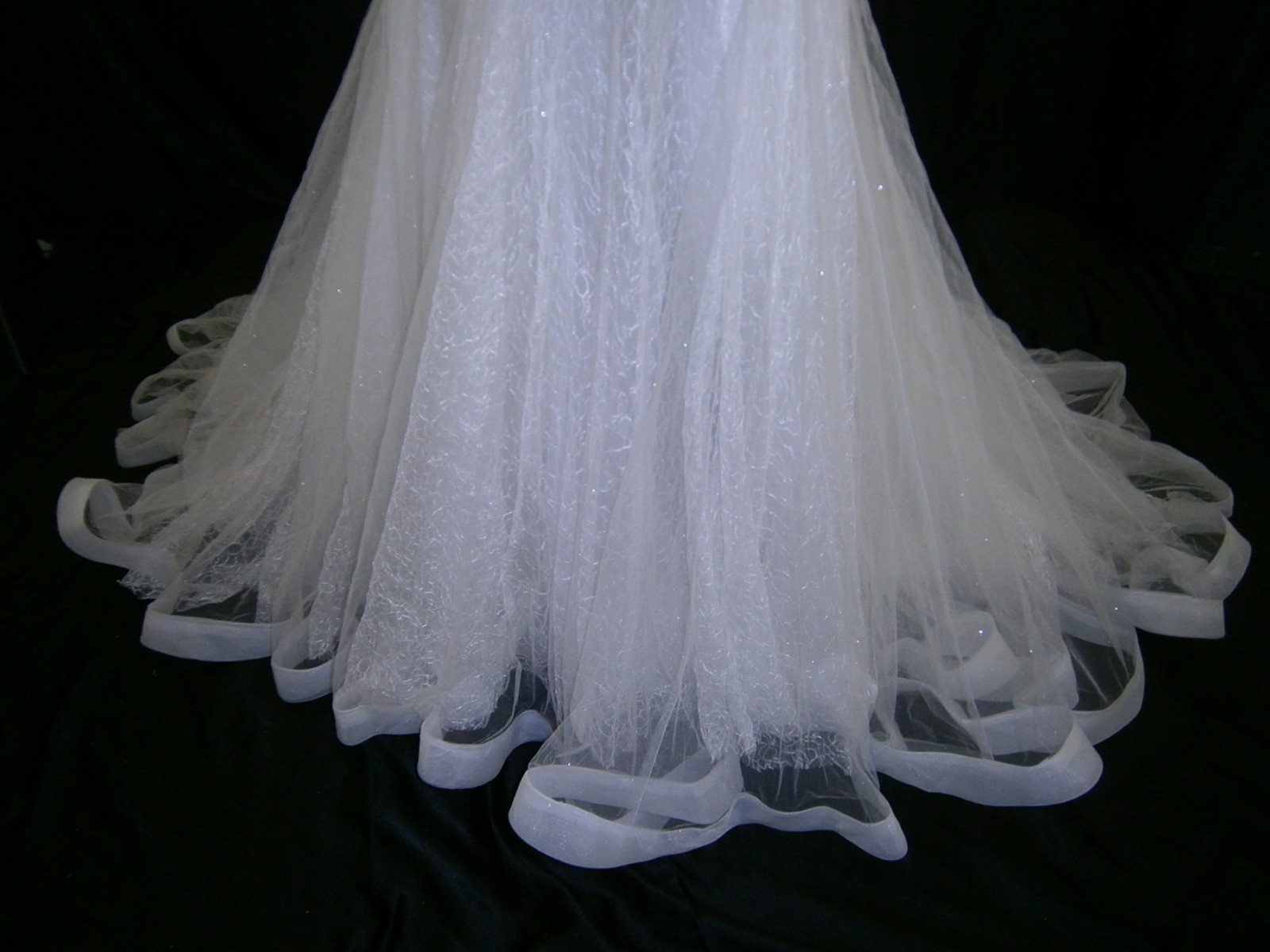 Claire Wedding Dress 4 Off-White Sparkle Tulle Lace Appliques Beaded Boho NEW