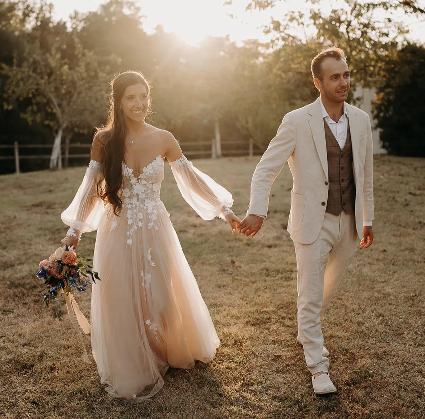 Rustic Floral Appliques Wdding Dresses Bridal Gown Off the Shoulder Long Sleeve
