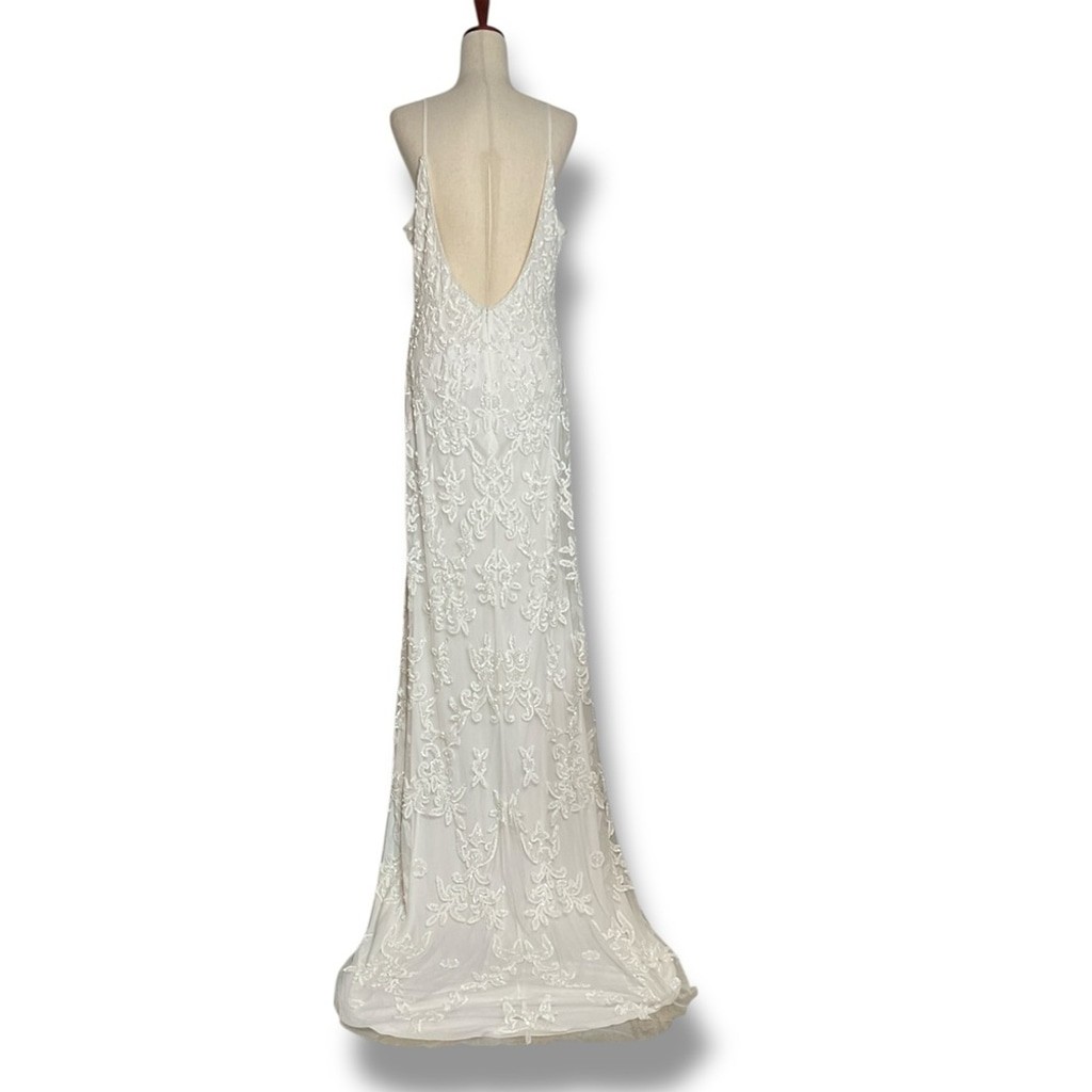 Lulu’s White Everlasting Passion Sequin Beaded Scoop Back Wedding Gown Size XL