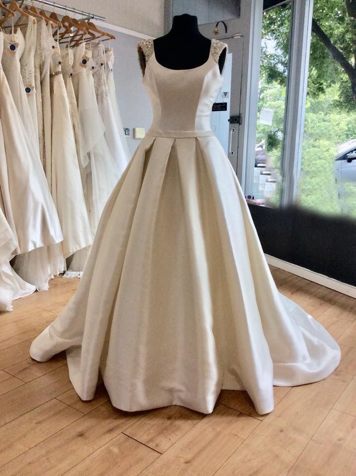 Simple Wedding Dresses Square Neck Satin A Line White Ivory Bridal Gowns
