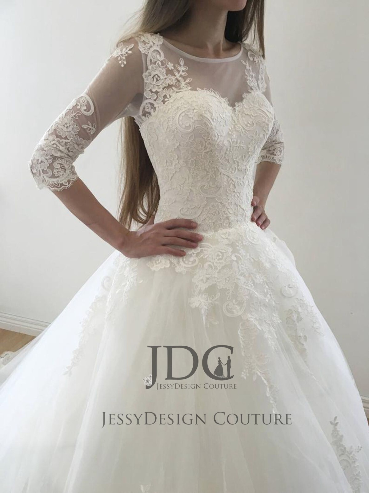 Luxurious Lace Wedding Dress Bridal Gown Corset Pearls Buttons Cathedral Train