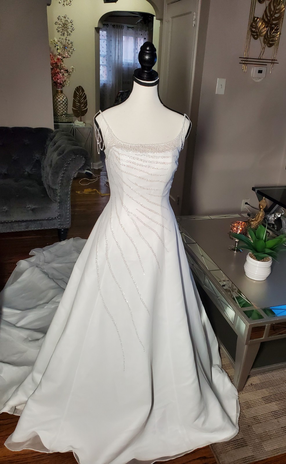 Moonlight Elegant White Wedding Dress Size 4 Retail $5,000