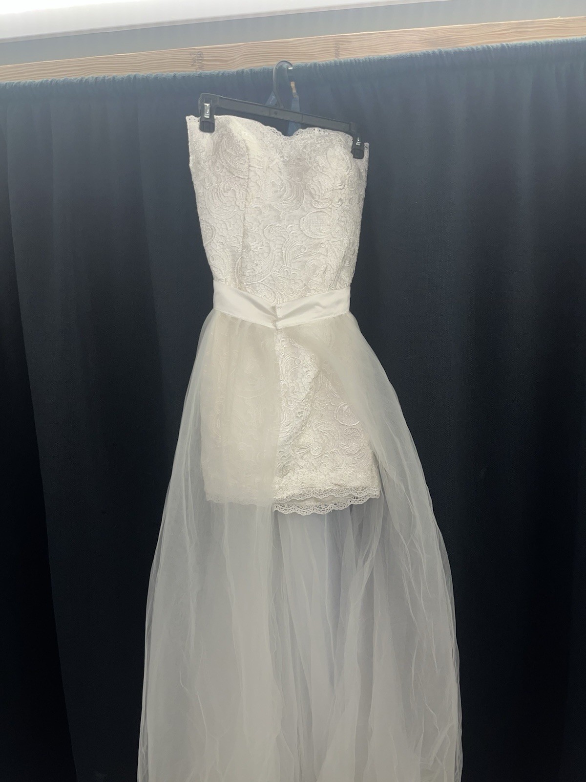 Juliet’s Size 10 Ivory Strapless Lace A-Line Full-Length Dress w/ Tulle