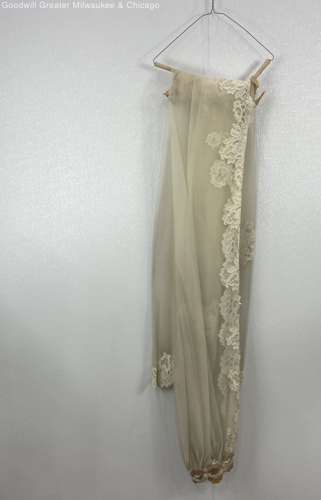 Unbranded Off White Lace Satin Long Sleeve Formal Gown Wedding Dress With Veil
