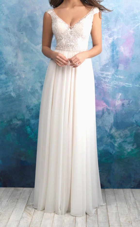 New Allure Bridal 9563L (Long) Ivory & Sand Wedding Gown Dress 10 Missing Button