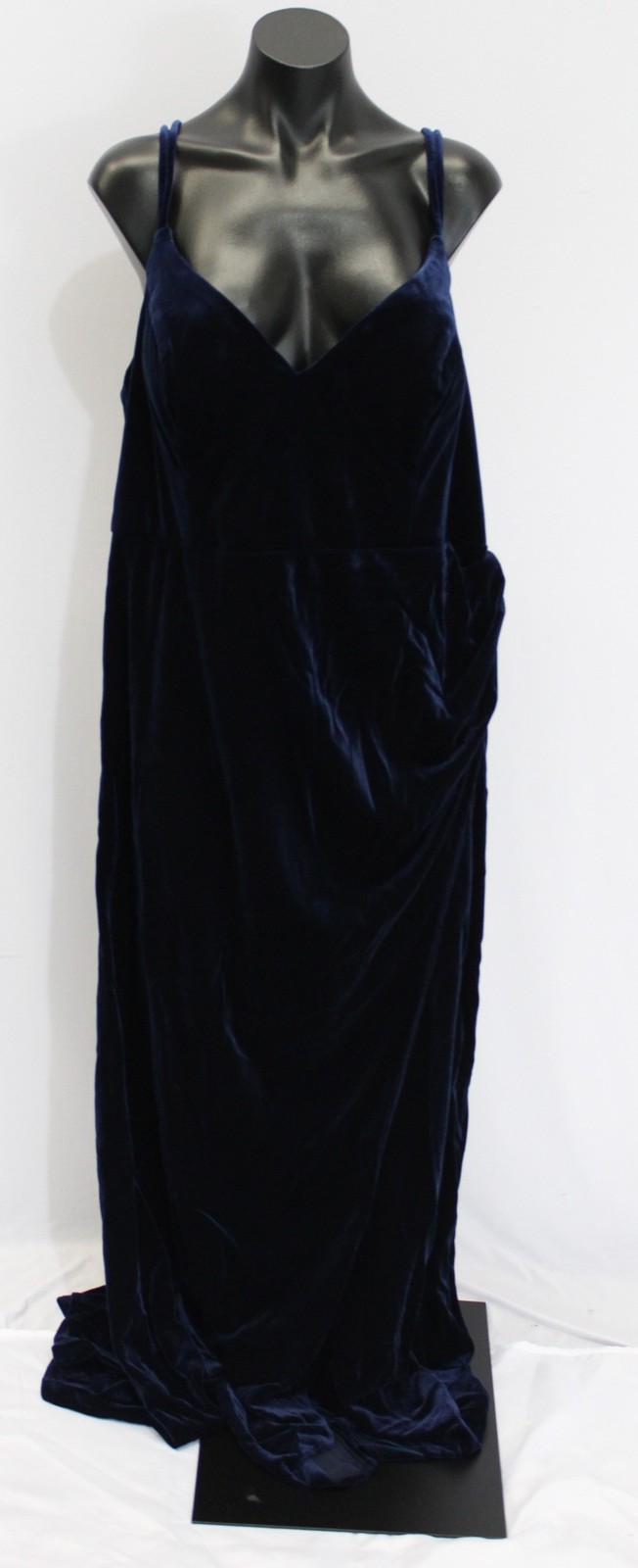 Azazie Women’s Leo Sheath Pleated Velvet Dress AP2 Dark Navy Size: A20 NWT