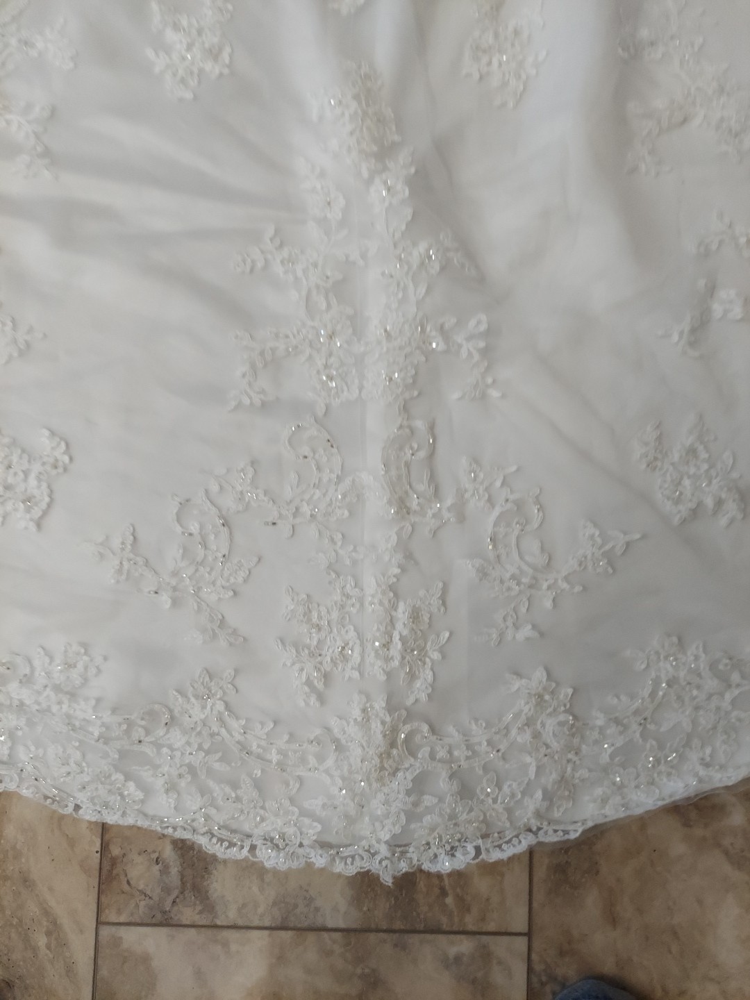Mary,s Bridal Size 12 White Beaded Full Train Wedding/ball Dress