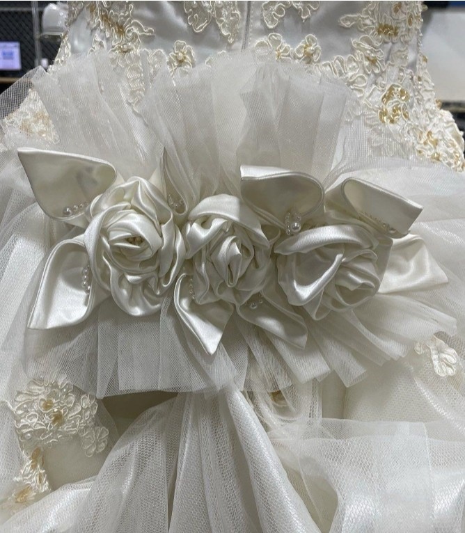 Princess Ball Gown Wedding Dress Sz 16 Faux Pearl Lace Applique Off Shoulder D30