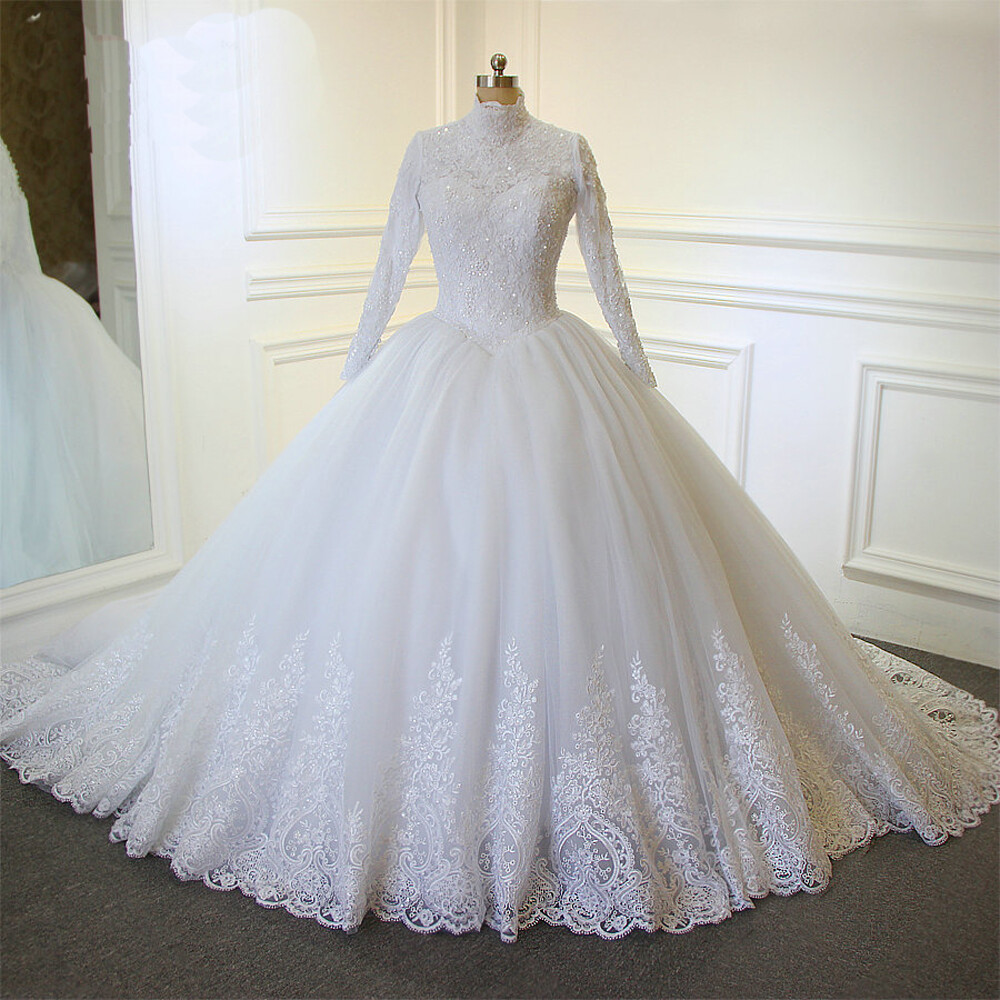 Muslim Long Sleeves High Neck Wedding Dresses Ball Gown Applique Sweep Train