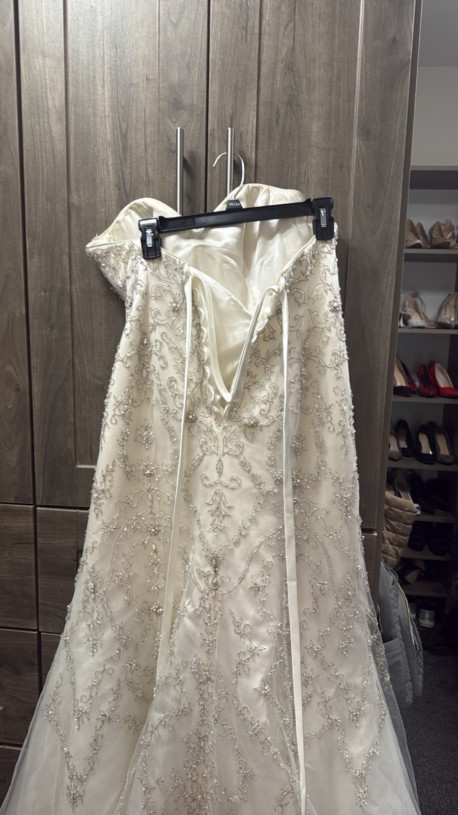 Wedding Dress. Oleg Cassini. Size 8 With Corset Back