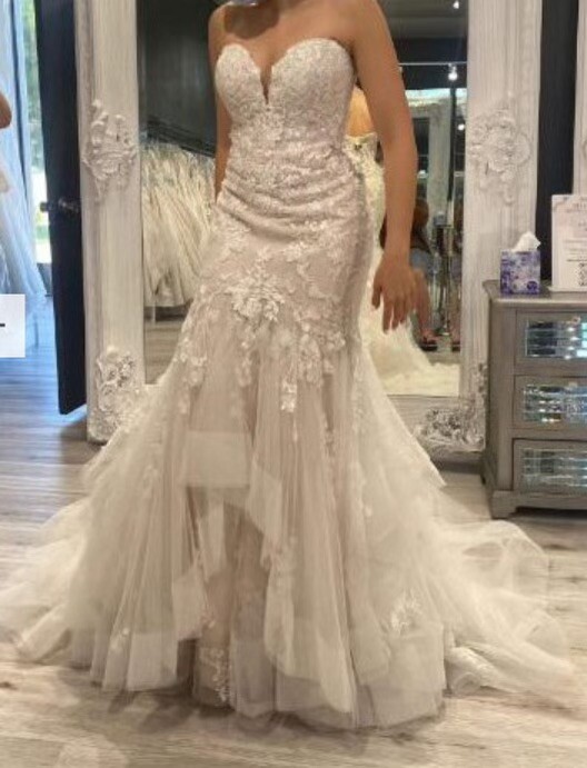 Essence Of Australia All Who Wander Wedding Dress D2908 Rare Discon Sz 12