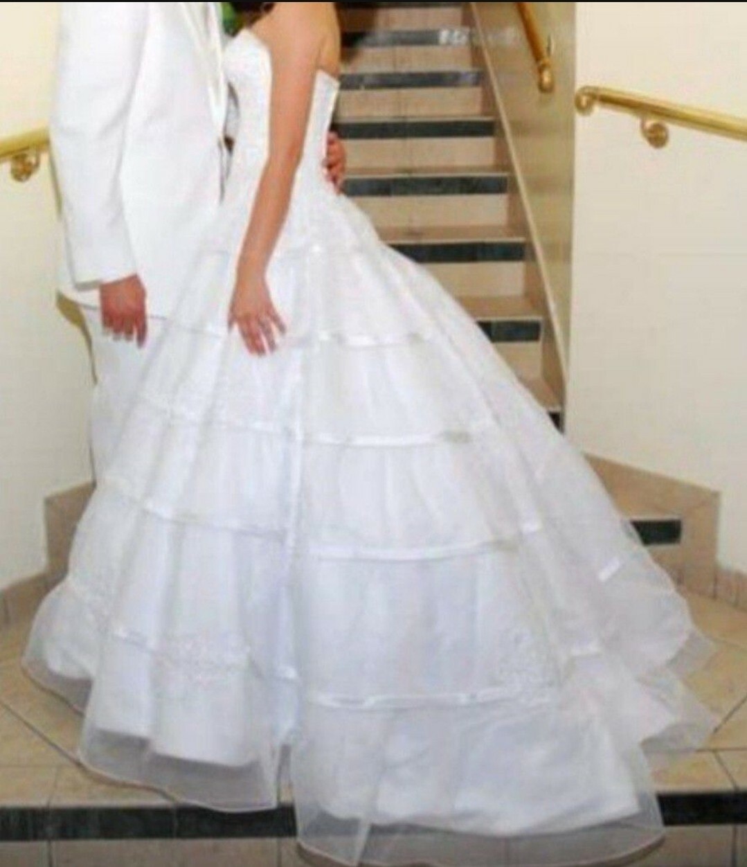 David’s Bridal White Wedding dress/ Ball Gown/ Duchess/ Reconditioned Certified