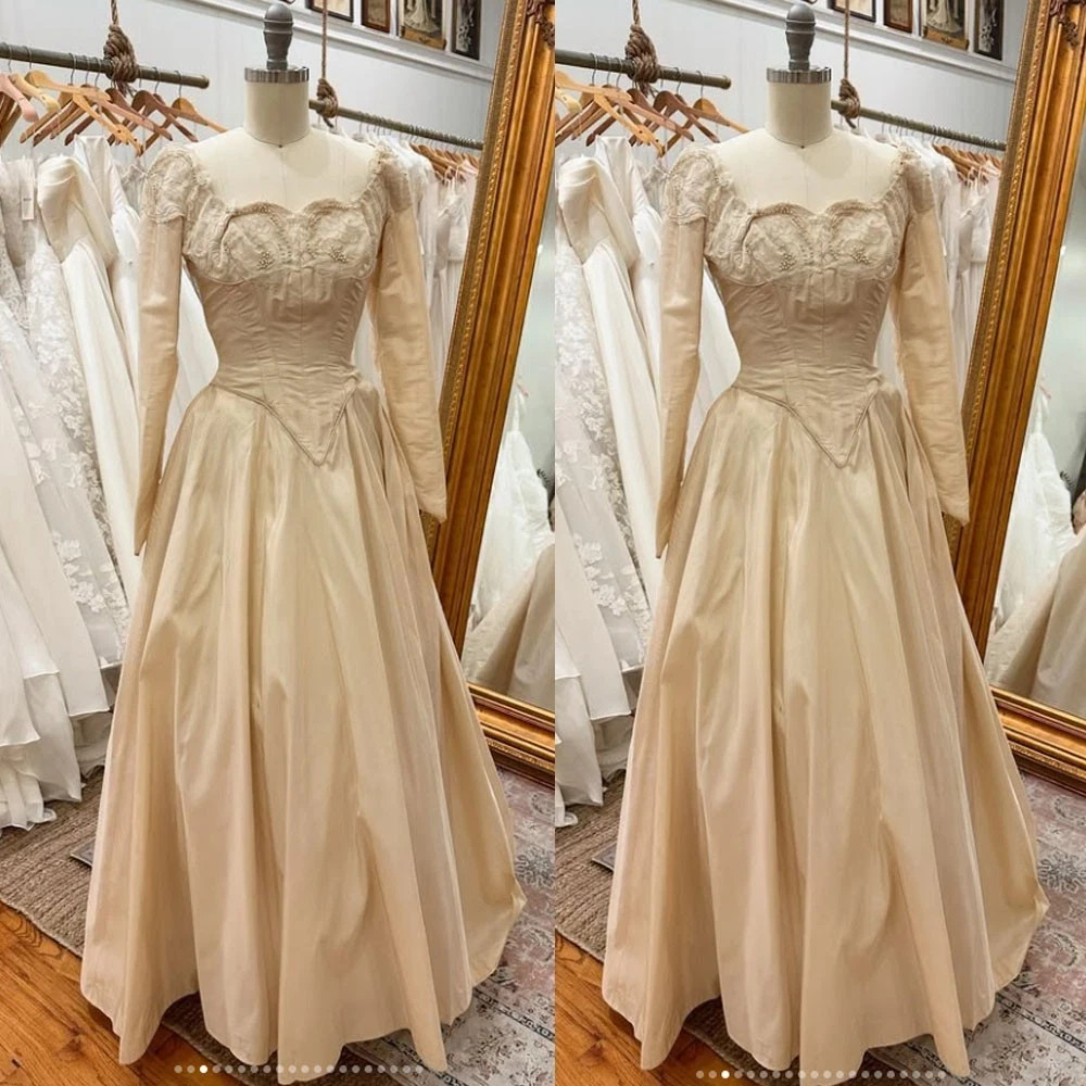 Vintage Champagne Wedding Dresses Long Sleeves Satin A Line 1950s Bridal Gowns
