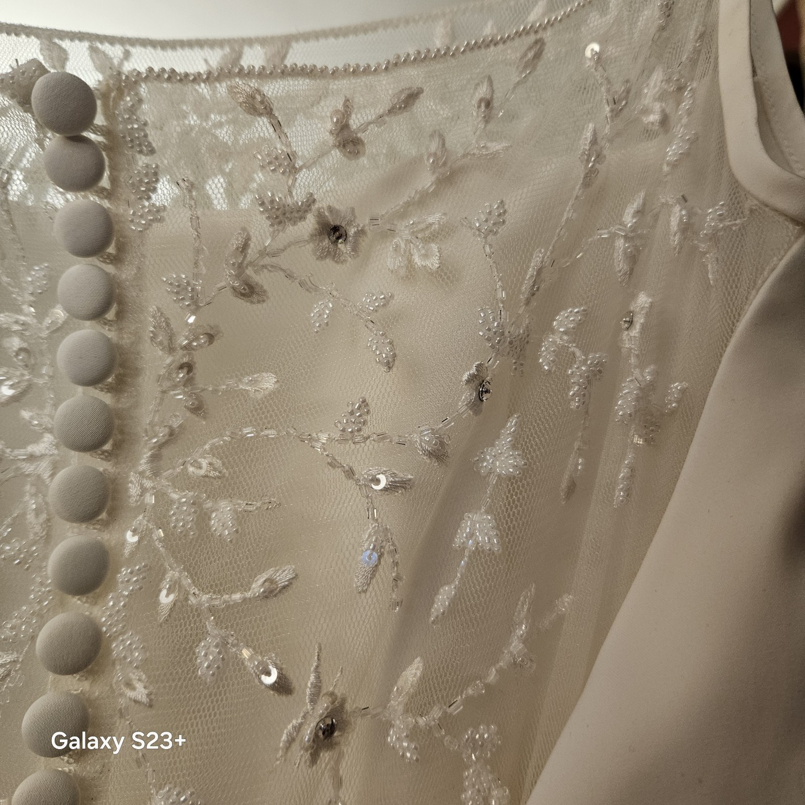 Vintage 2004 Ivory Bridal Gown Illusion Back Covered Buttons Chapel Train Sz 10