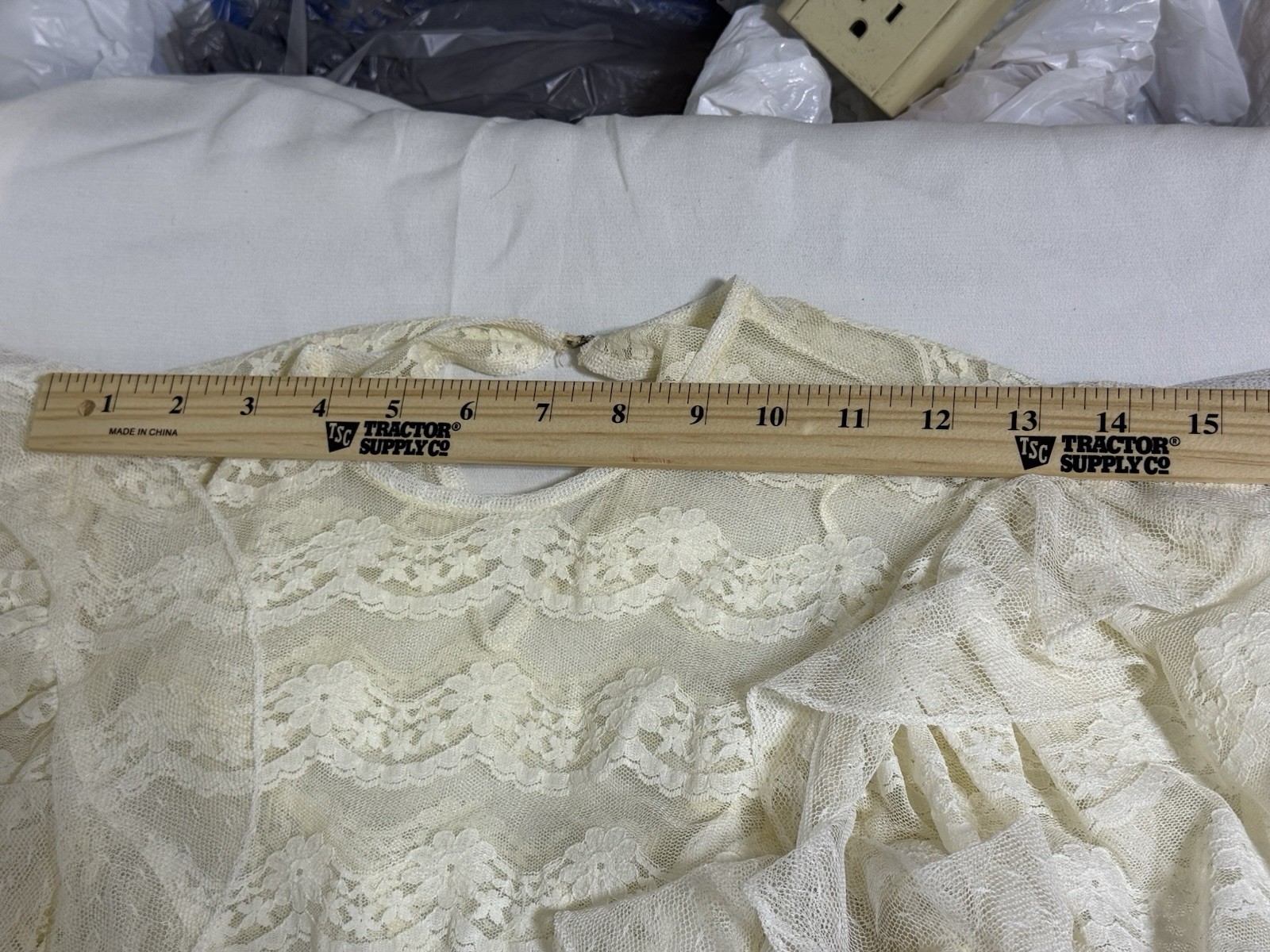 Vintage Wedding Dress Off White Lace Tier Puff Ruffled Sleeve No Tags?