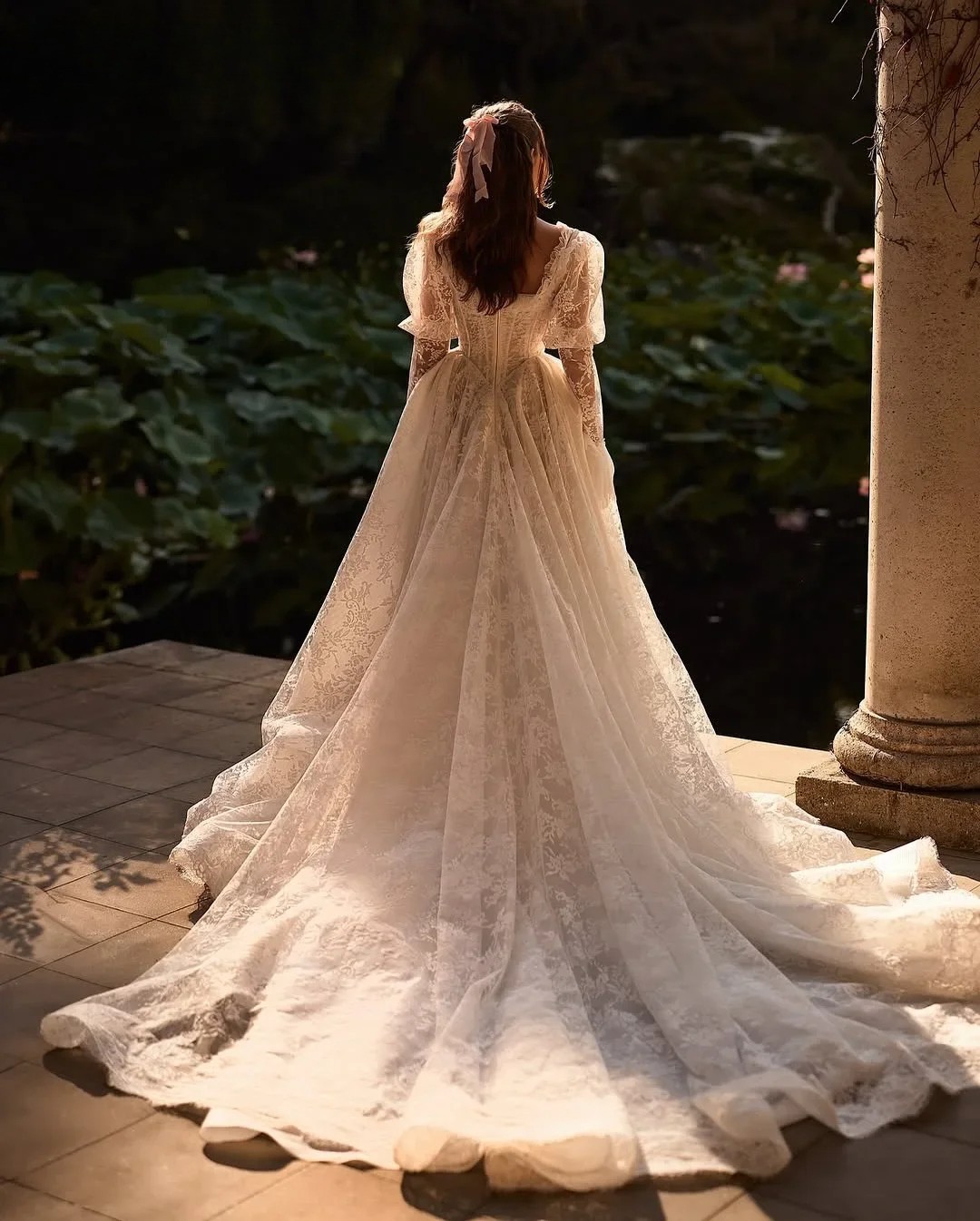 Boat Nack Lace Appliques Wedding Dresses Off Shoulder Long Sleeves Bridal Gowns