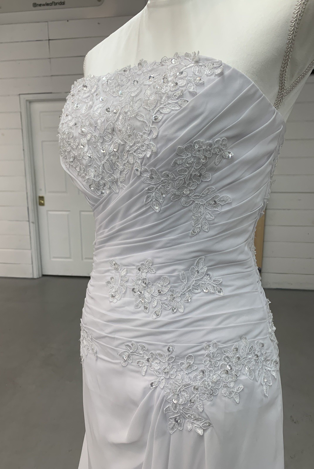 JJ’s House White Strapless Corseted A-Line Chiffon Lace Wedding Dress Size 8