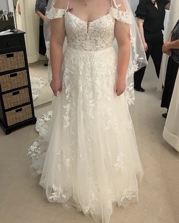 Stella York 7447 Ivory Lace Embroidered Off-Shoulder A-Line Full-Length Dress 16