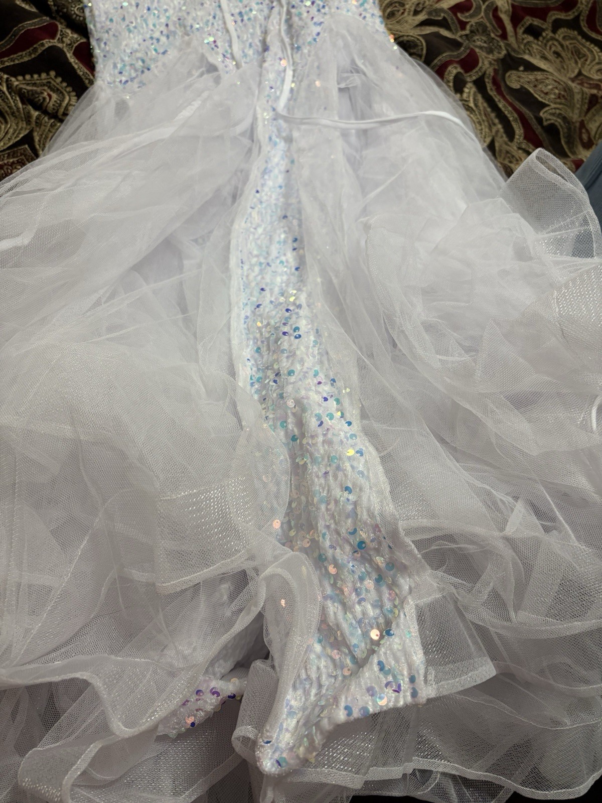 ME THE CODE White Sequin Tulle Mermaid Wedding Dress V-Neck Corset Back L