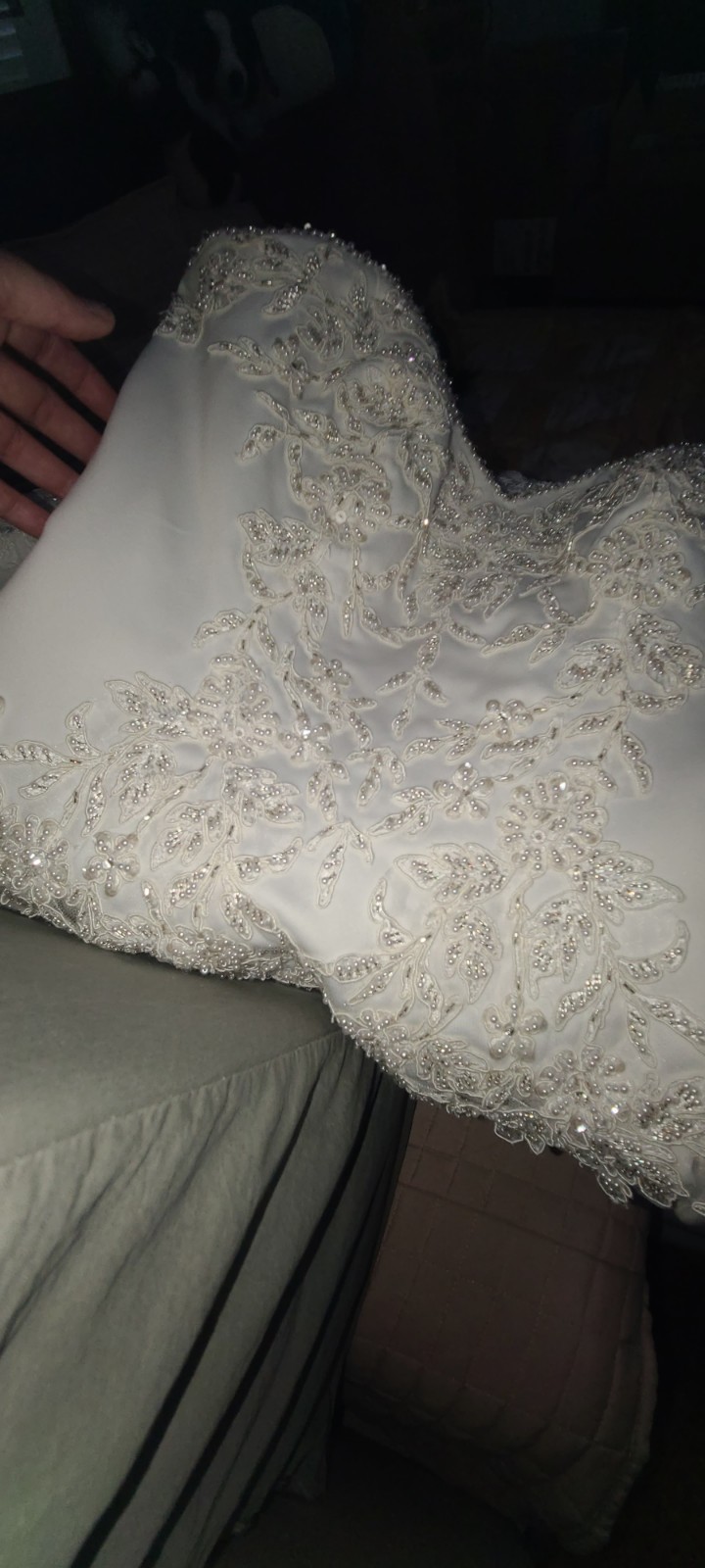 PC Mary’s wedding gown beautiful sweetheart neckline strapless