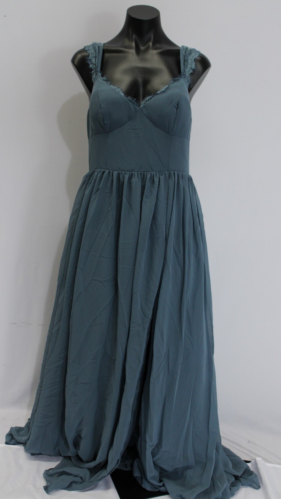 Azazie Women’s Cleobella Sweetheart Lace Chiffon Dress AP2 Twilight Size: A10
