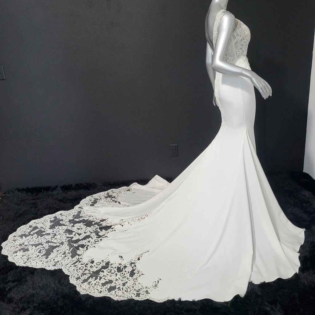 NWT~$1595~JOVANI~SZ 4~IVORY OFF WHITE LACE RHINESTONE EMBELLISHED WEDDING DRESS