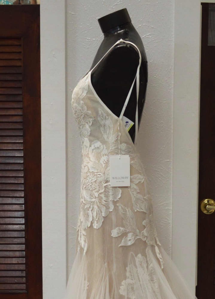 WILLOWBY BY WATTERS HOLDEN 5600R BRIDAL GOWN WEDDING DRESS IVORY MULT SIZES