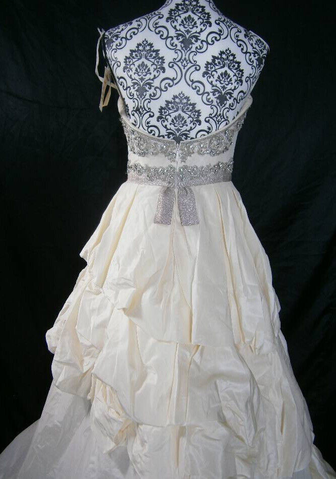 Victor Harper Couture Wedding Dress Silk Swarovski Crystals Ivory Size 6-8