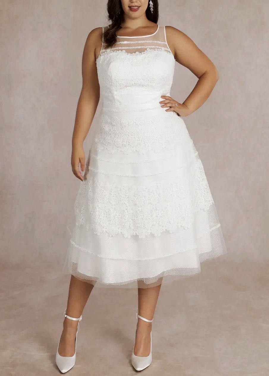 White Azazie Azul Wedding Dress NWT Diamond White A-line Crochet Overlay Size 14