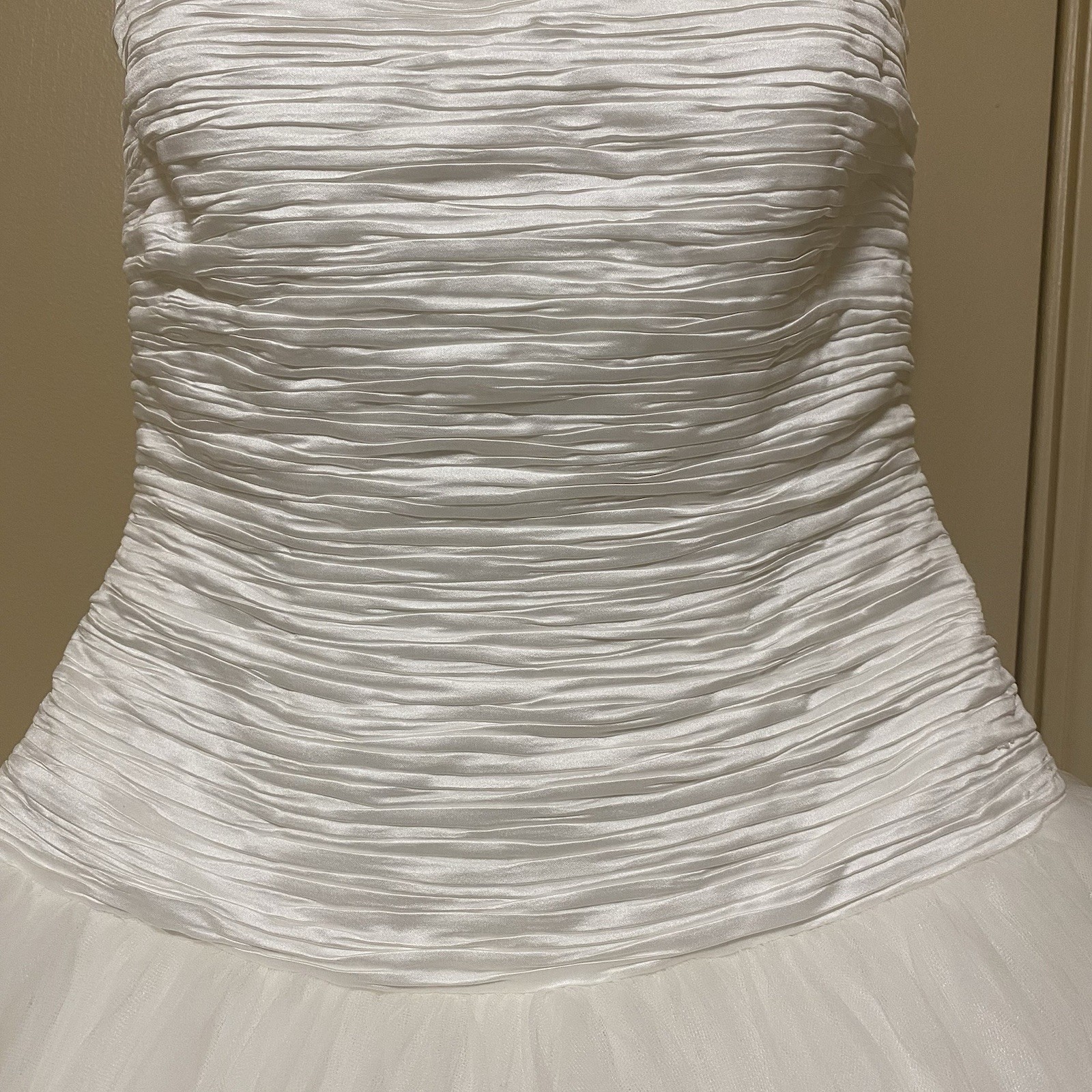 Oleg Cassini Wedding Dress size 6