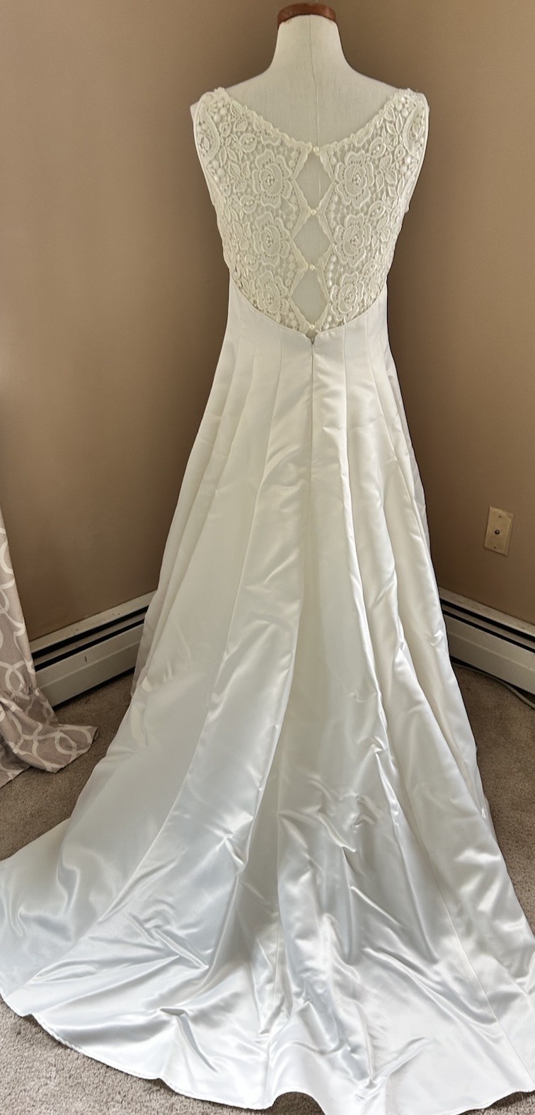 Jessica McClintock Sleeveless Wedding Gown Dress Ivory Lace Bodice Size 8