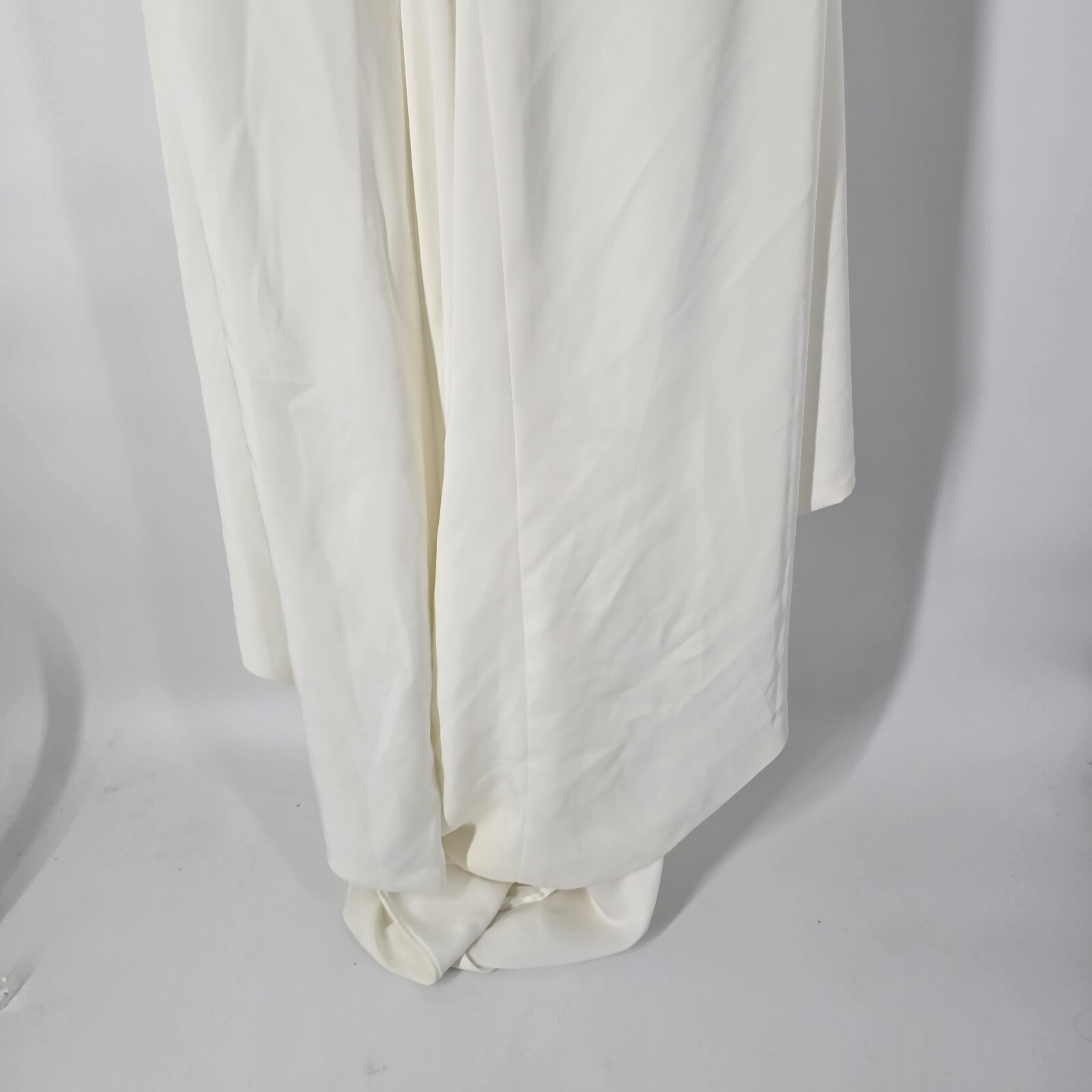 Alamour Crystal Off Shoulder Gown White Wedding Gown Made to Order Size S 4 NEW