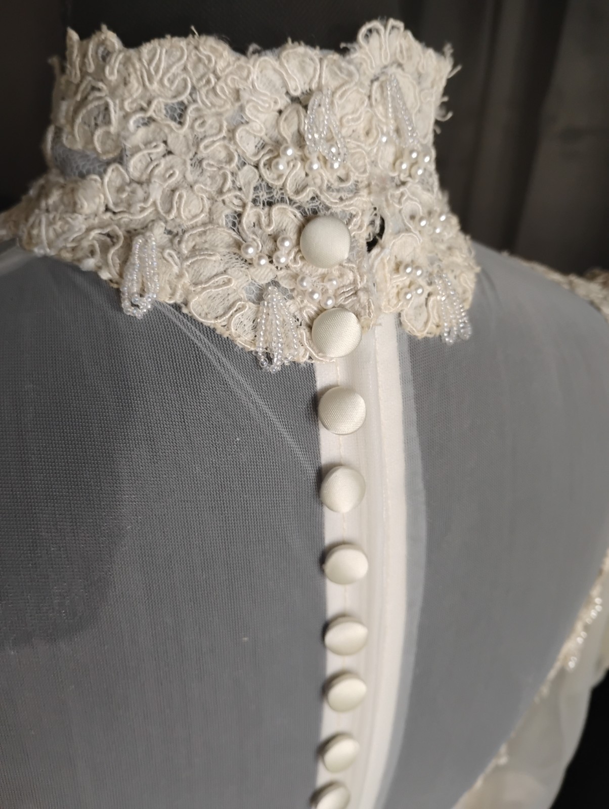 High Neck Ivory Train Sz M Hanging Bustle Beads Wedding Gown Dress