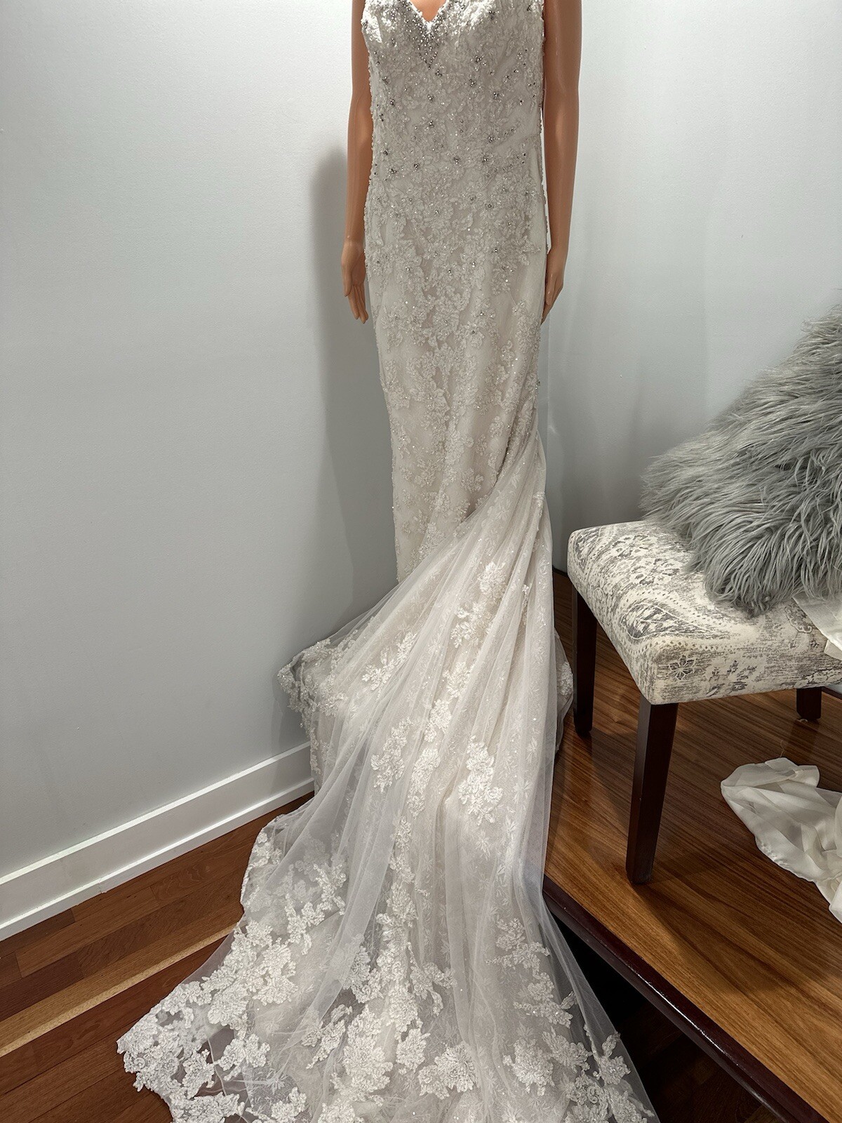 Sophia Tolli Wedding Dress Size 14 Embellished Sparkles Long Train Form Fitting